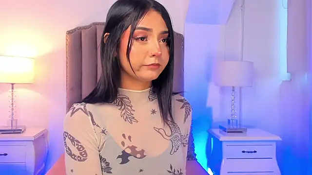 Emma Torres   online show from 12.17.24