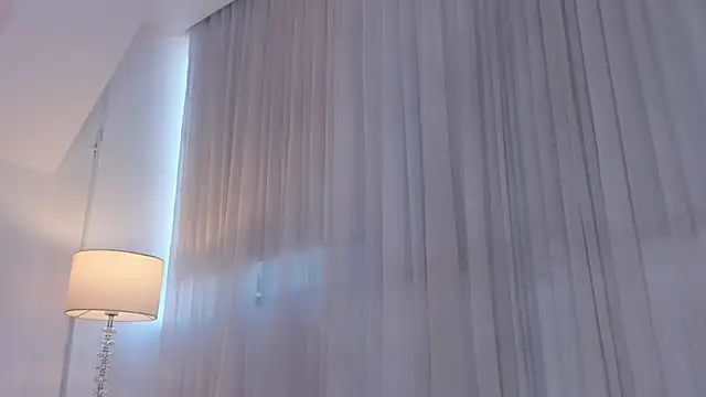 Emma Torres   online show from 02.11.26