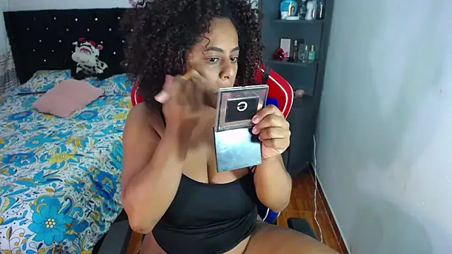 BellaKarla online show from 05.16.26