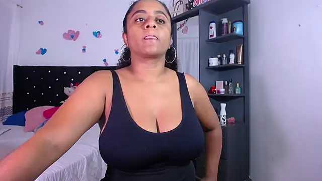 BellaKarla online show from 05.27.26