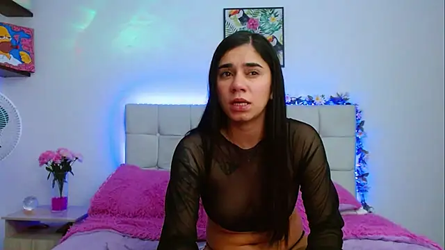 Snapshot of Layla_Rachel chatting on 01.12.25 Layla Rachel online show from 01.12.25