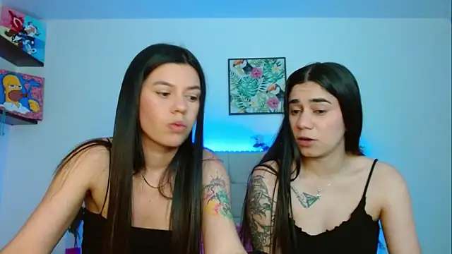 Snapshot of Layla_Rachel chatting on 01.20.25 Layla Rachel online show from 01.20.25