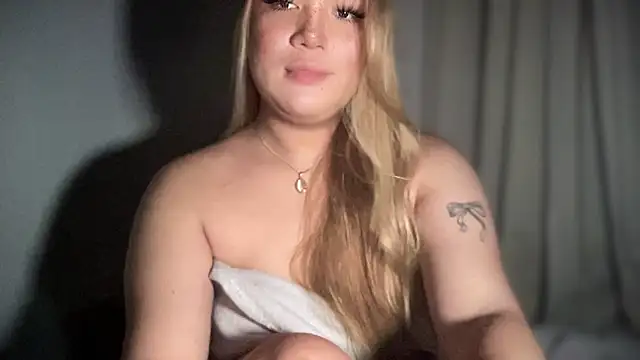 MissCataleyaxxx online show from 09.28.25
