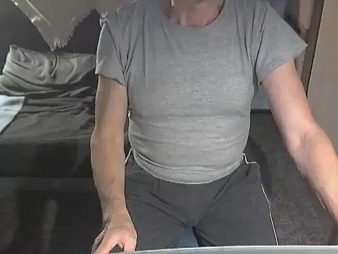 kiam471 online show from 12.23.24