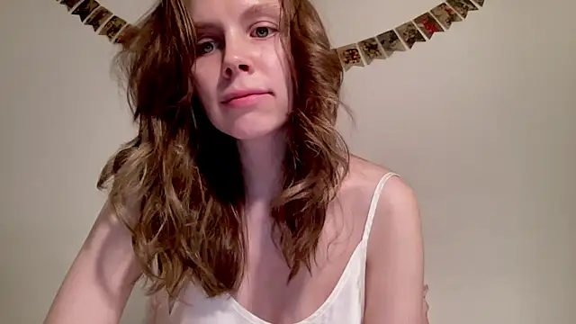 Nikki Mimimi online show from 02.07.25