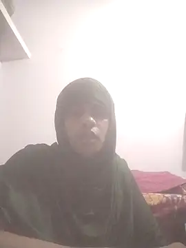 Snapshot of sonalicrossy chatting on 10.20.25 sonalicrossy online show from 10.20.25