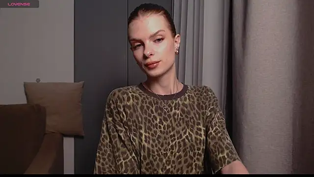 Snapshot of ly_lydia chatting on 01.24.25 ly lydia online show from 01.24.25
