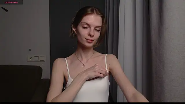 Snapshot of ly_lydia chatting on 01.26.25 ly lydia online show from 01.26.25