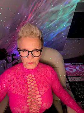 German Milf online show from 10.30.25