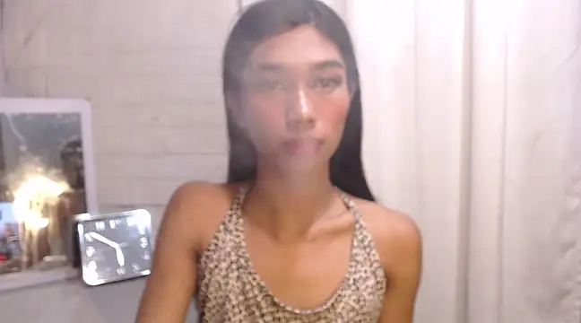 Snapshot of ToKeNa chatting on 01.23.25 ToKeNa online show from 01.23.25