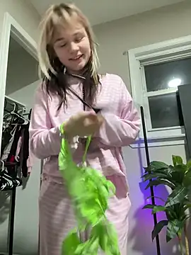 Cutiepiespanks online show from 02.02.26