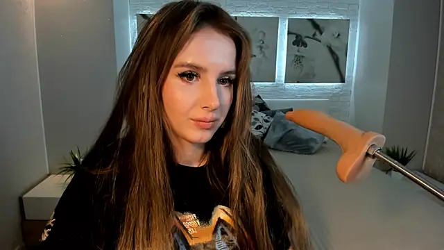 Snapshot of Betty_June chatting on 12.05.24 Betty June online show from 12.05.24