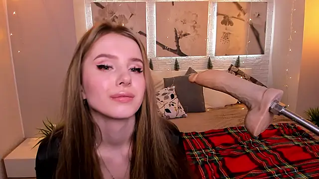 Snapshot of Betty_June chatting on 12.28.24 Betty June online show from 12.28.24