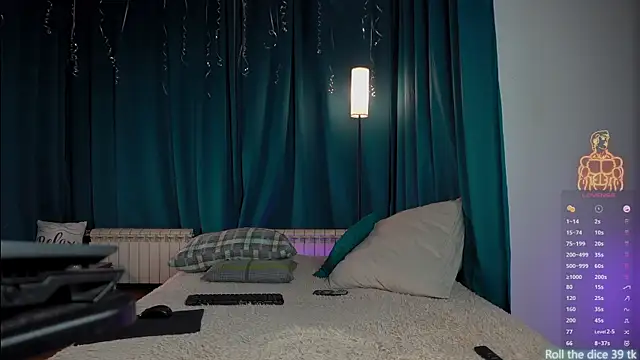 Snapshot of VIktorSecret chatting on 03.28.26 VIktorSecret online show from 03.28.26