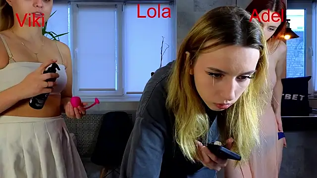 Snapshot of Misss_Vikk chatting on 12.13.24 Misss Vikk online show from 12.13.24