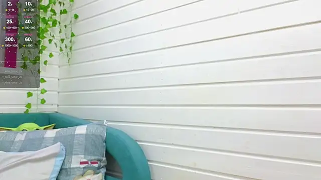 Snapshot of Misss_Vikk chatting on 10.06.25 Misss Vikk online show from 10.06.25