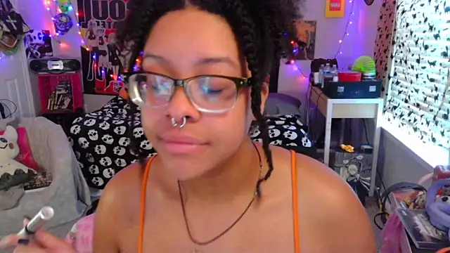 N1NT3NDH03 online show from 09.26.25