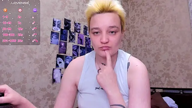 Snapshot of Imlinn chatting on 10.07.25 Imlinn online show from 10.07.25