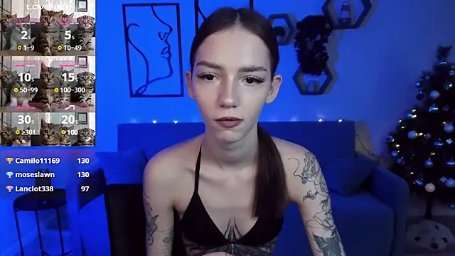 Snapshot of SophieCatty chatting on 12.29.24 SophieCatty online show from 12.29.24