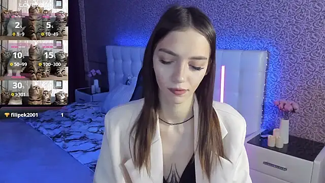 Snapshot of SophieCatty chatting on 01.30.25 SophieCatty online show from 01.30.25