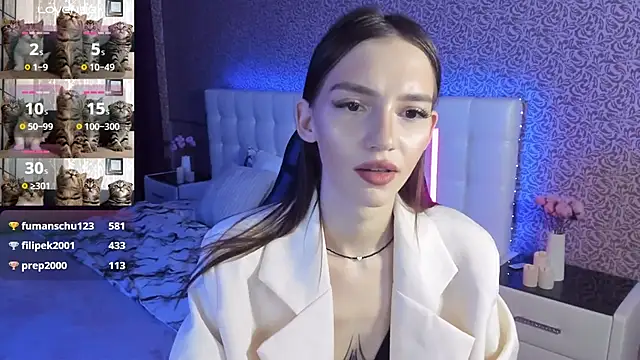 Snapshot of SophieCatty chatting on 01.30.25 SophieCatty online show from 01.30.25