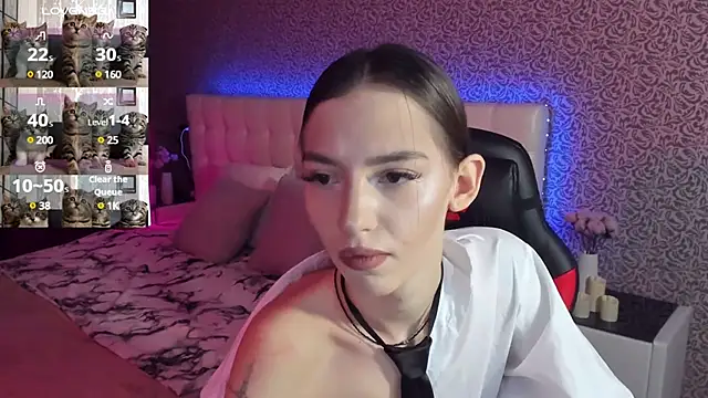 Snapshot of SophieCatty chatting on 02.03.25 SophieCatty online show from 02.03.25