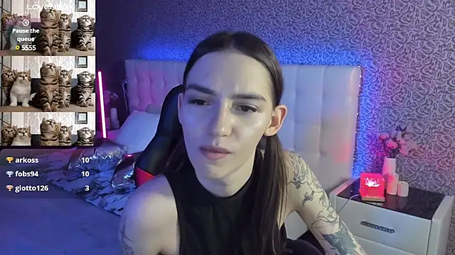 Snapshot of SophieCatty chatting on 02.28.25 SophieCatty online show from 02.28.25