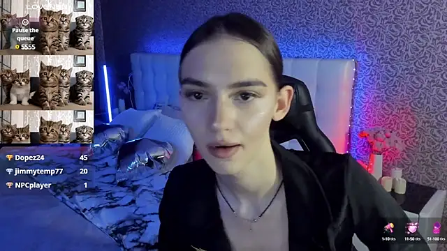 Snapshot of SophieCatty chatting on 03.15.25 SophieCatty online show from 03.15.25