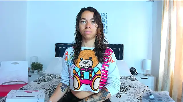 ZulyMichels online show from 03.03.25