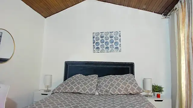 ZulyMichels online show from 02.04.26