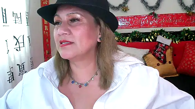 Snapshot of yayita_mature chatting on 12.27.24 yayita mature online show from 12.27.24