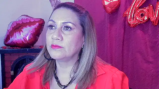 Snapshot of yayita_mature chatting on 02.11.25 yayita mature online show from 02.11.25