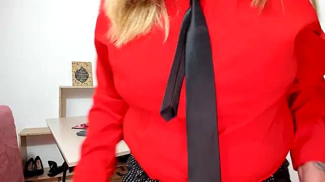 Snapshot of yayita_mature chatting on 04.24.26 yayita mature online show from 04.24.26