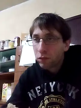 Snapshot of White_rabbit_ chatting on 01.04.25 White rabbit online show from 01.04.25