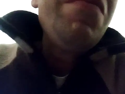 Snapshot of White_rabbit_ chatting on 02.05.25 White rabbit online show from 02.05.25