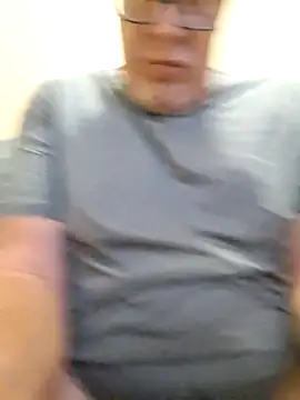 Razorhoof767 online show from 02.19.25