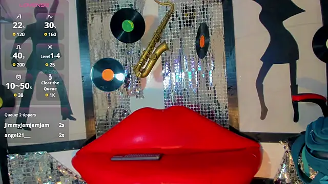 nickyminach  online show from 12.23.24