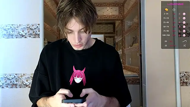 Snapshot of Cryptikov chatting on 10.22.25 Cryptikov online show from 10.22.25