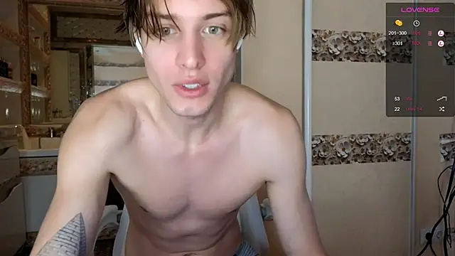 Snapshot of Cryptikov chatting on 11.01.25 Cryptikov online show from 11.01.25