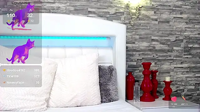 Eva Ryen online show from 01.06.25