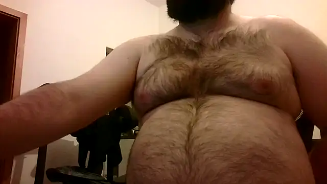 Snapshot of Superbearc89 chatting on 10.24.25 Superbearc89 online show from 10.24.25