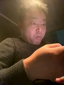 Snapshot of S00 chatting on 12.02.24 S00 online show from 12.02.24