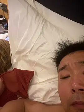 Snapshot of S00 chatting on 01.08.25 S00 online show from 01.08.25