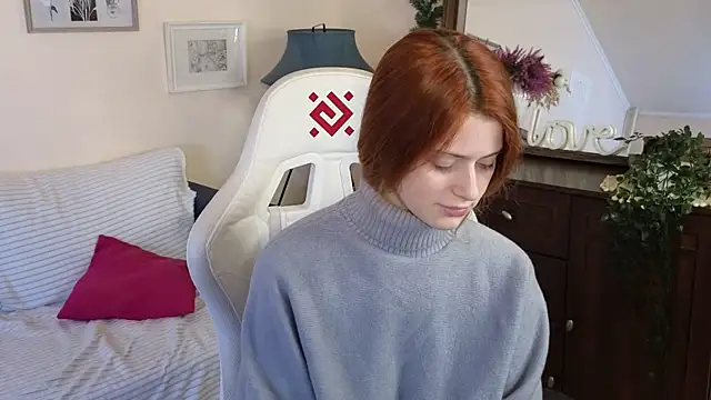 Snapshot of doll_lesli chatting on 01.20.25 doll lesli online show from 01.20.25