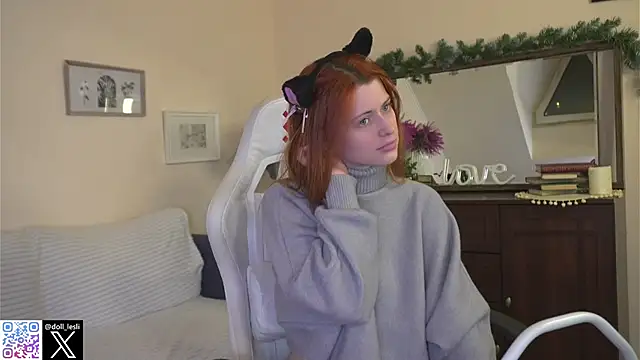 Snapshot of doll_lesli chatting on 01.23.25 doll lesli online show from 01.23.25