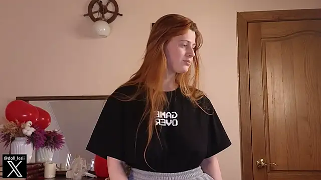 Snapshot of doll_lesli chatting on 02.21.25 doll lesli online show from 02.21.25