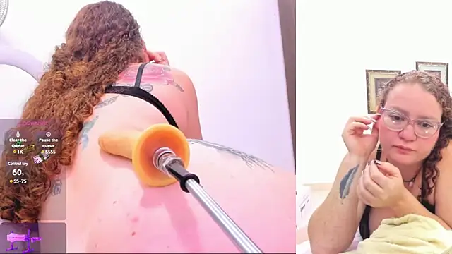 Paulina Davis  online show from 01.30.25
