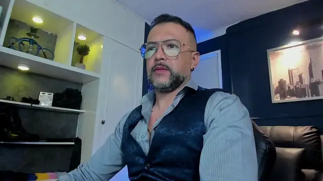 MrFrank tattoo online show from 07.14.26