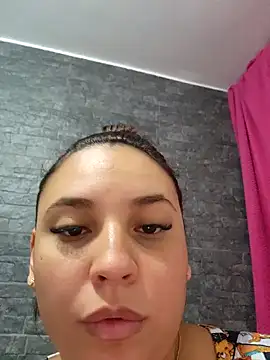 LizzRouse online show from 10.15.25