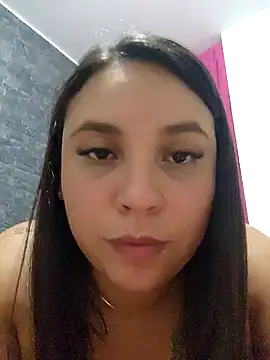 LizzRouse online show from 10.20.25